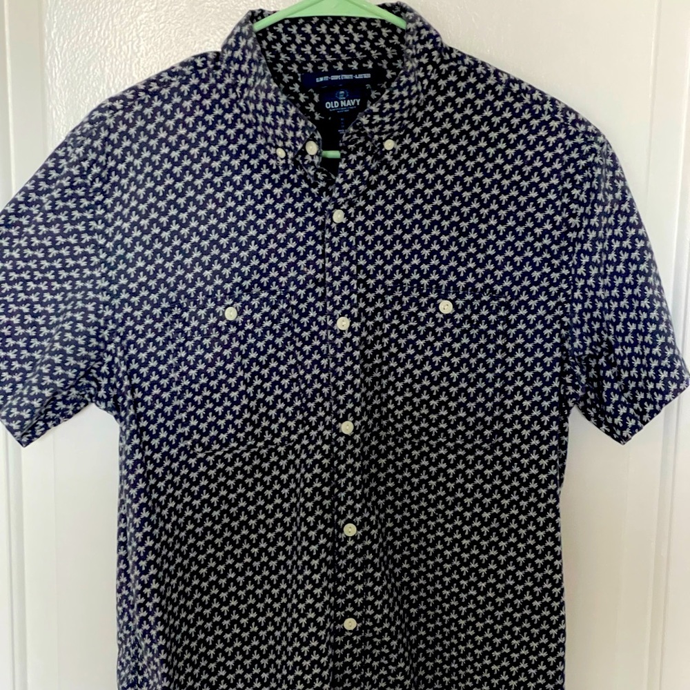 Old Navy tropical print summer shirt - Short sleeve